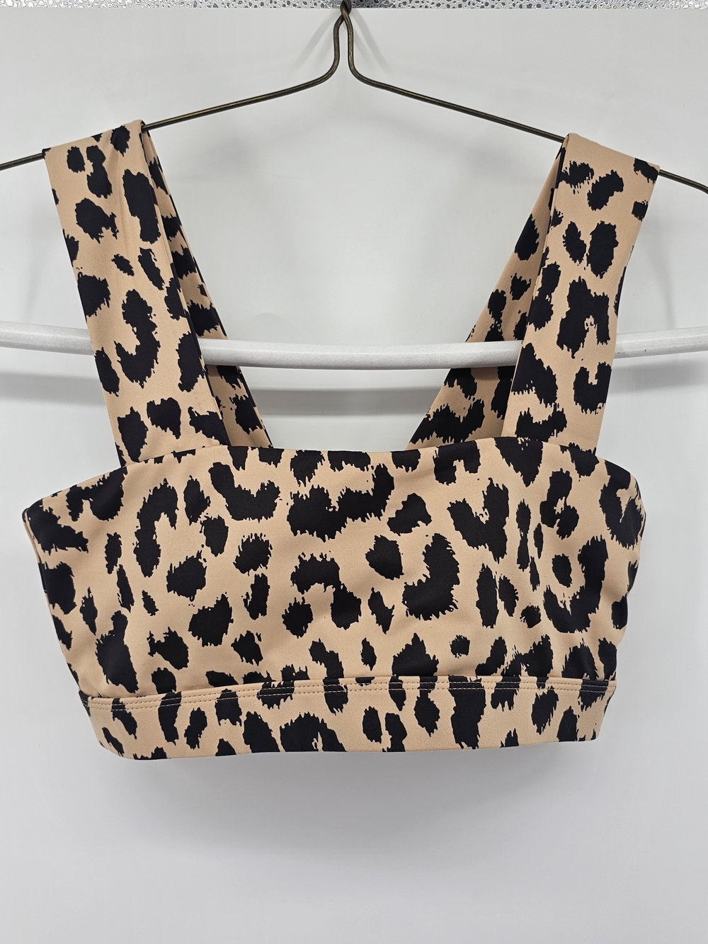 Allfenix Camelā Leopard Print Sports Bra Crop Top - Size M